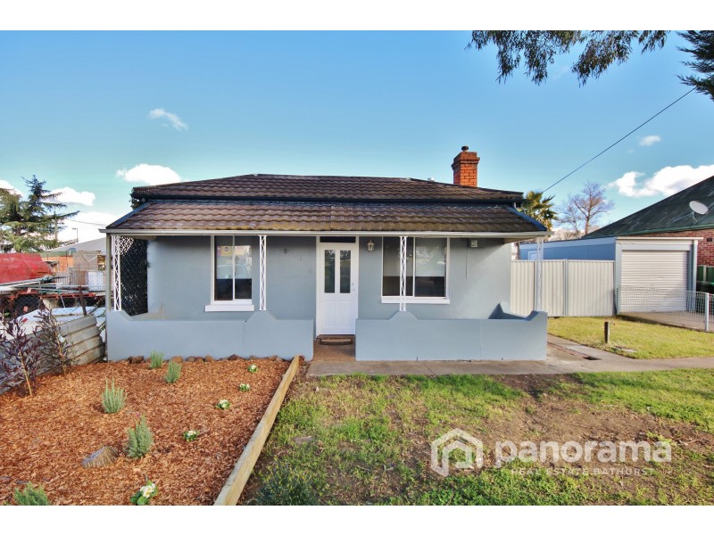 4 Bant Street, Bathurst NSW 2795