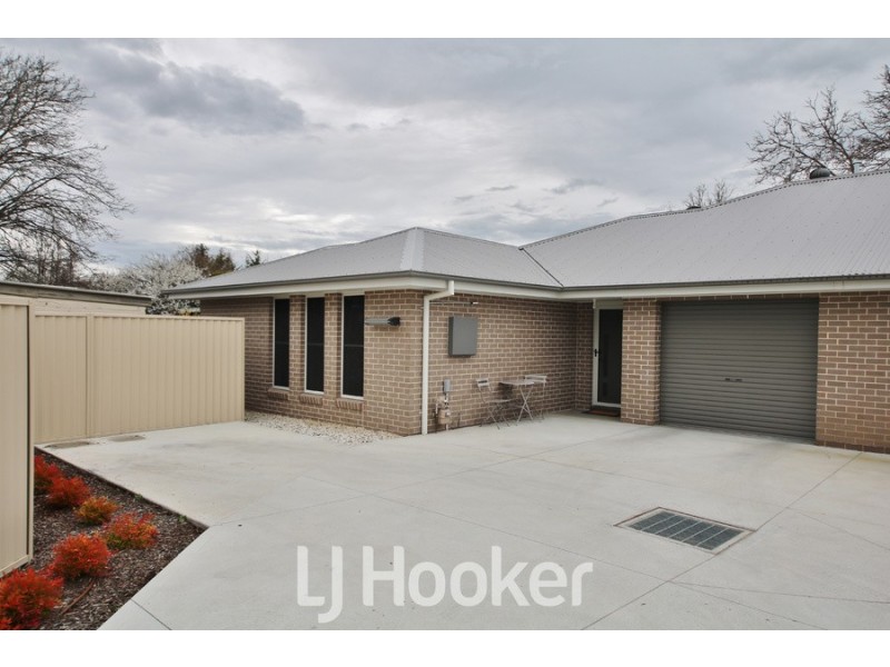 16A Kefford Street, Bathurst NSW 2795