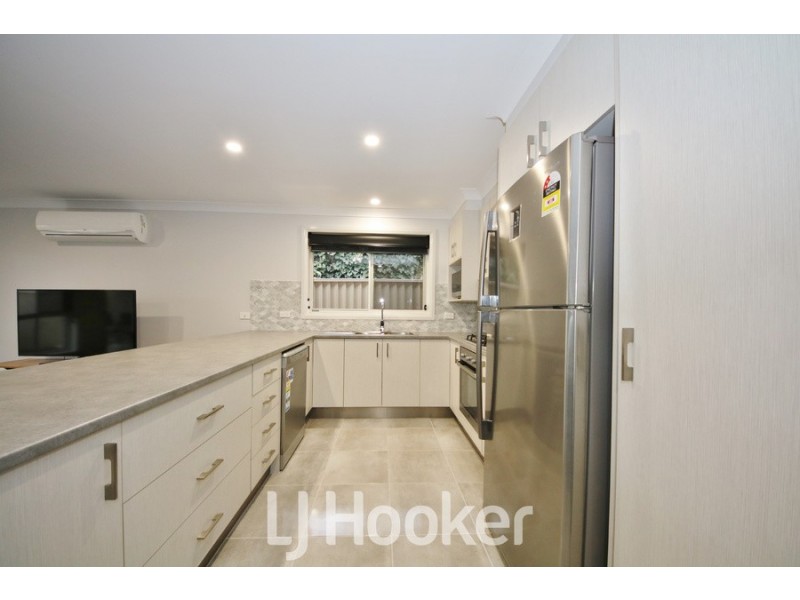 16A Kefford Street, Bathurst NSW 2795