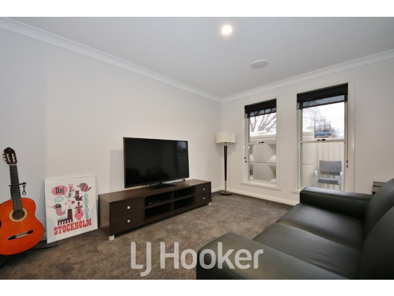 16A Kefford Street, Bathurst NSW 2795