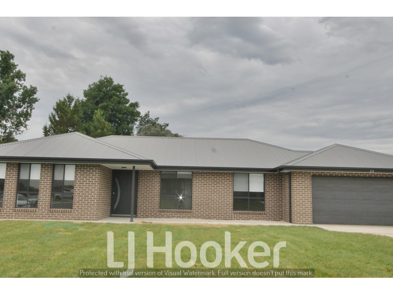 22 Maxwell Drive, Eglinton NSW 2795