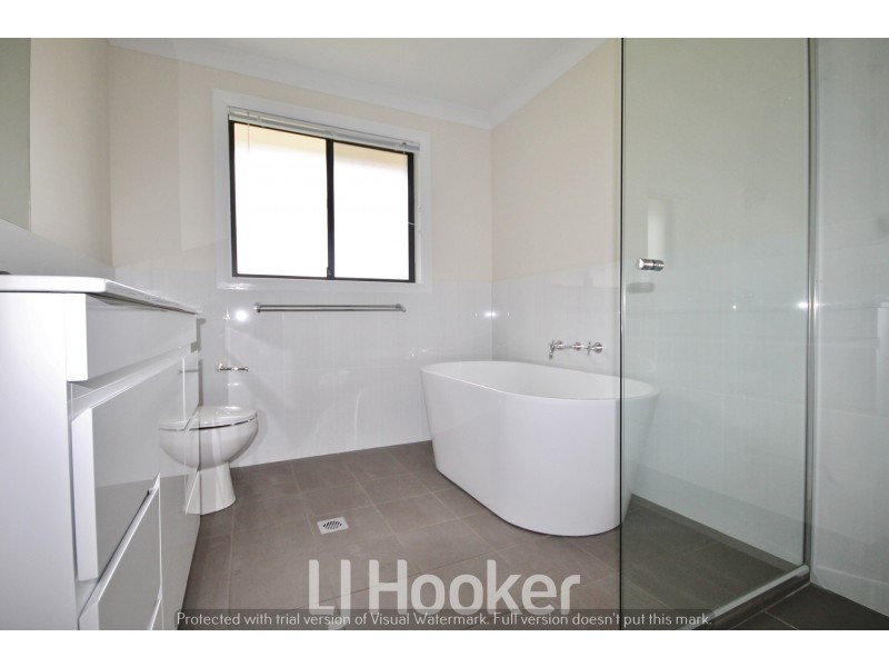 22 Maxwell Drive, Eglinton NSW 2795