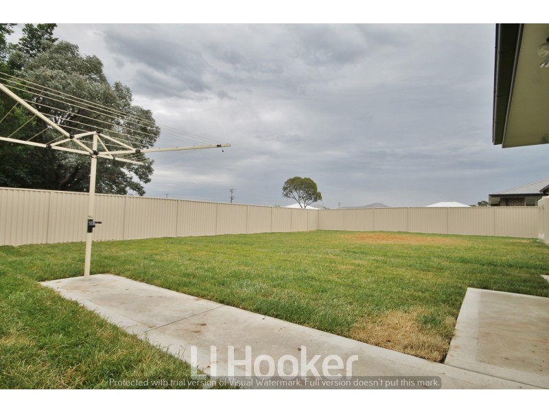 22 Maxwell Drive, Eglinton NSW 2795