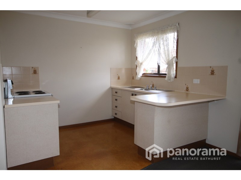 8/192 Lambert Street, Bathurst NSW 2795
