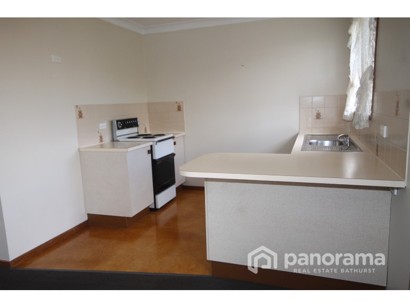 8/192 Lambert Street, Bathurst NSW 2795