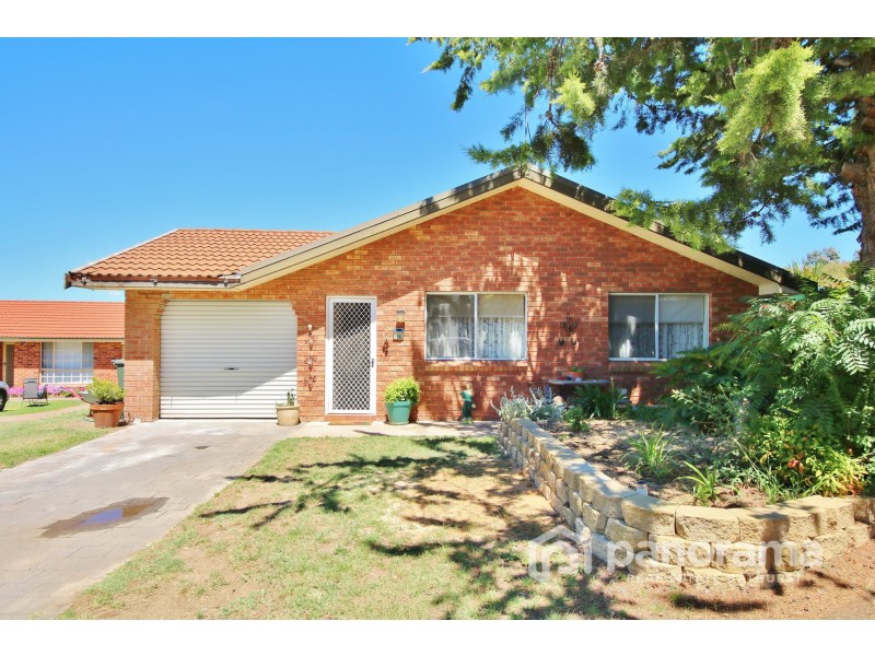 14 Elm Place, Kelso NSW 2795