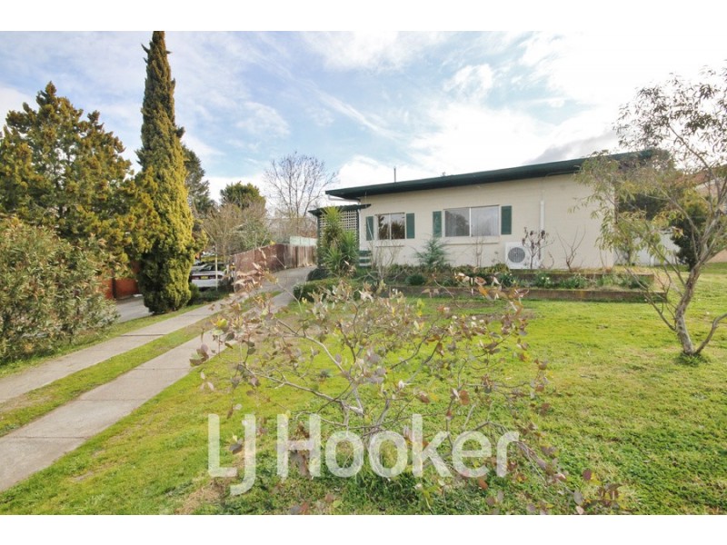 42 Boyd Street, Bathurst NSW 2795