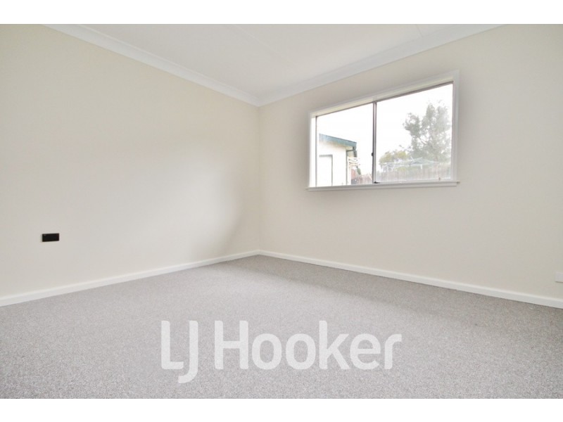 42 Boyd Street, Bathurst NSW 2795