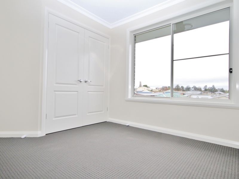 8 Keane Drive, Kelso NSW 2795