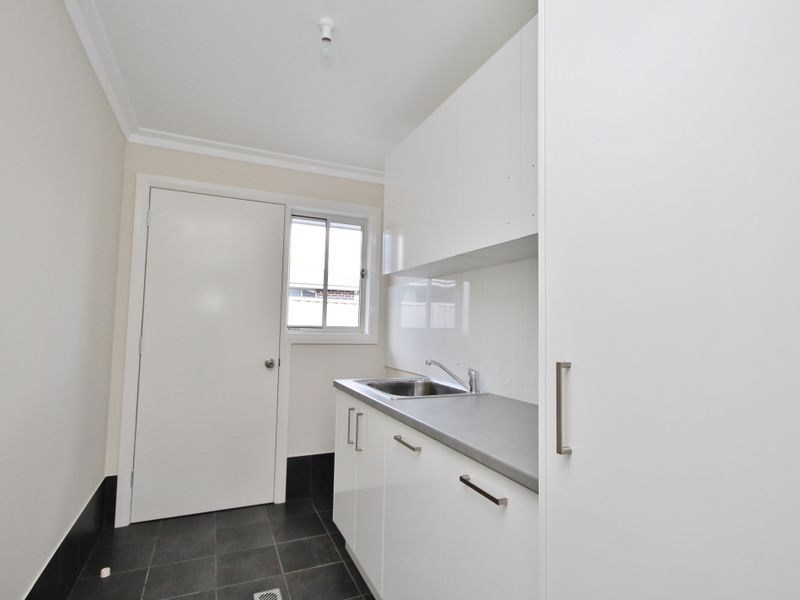 8 Keane Drive, Kelso NSW 2795