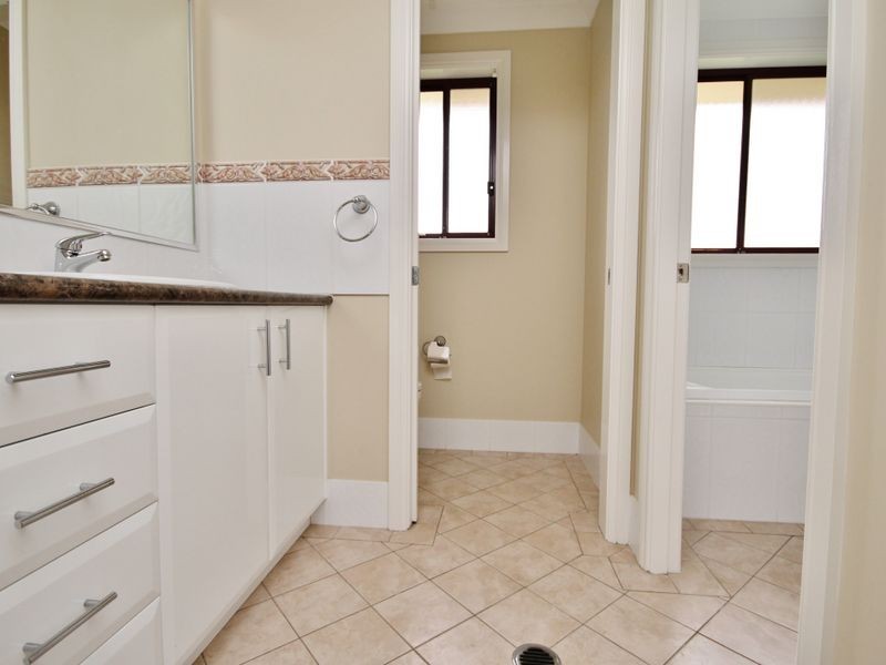 41 Darwin Drive, Llanarth NSW 2795