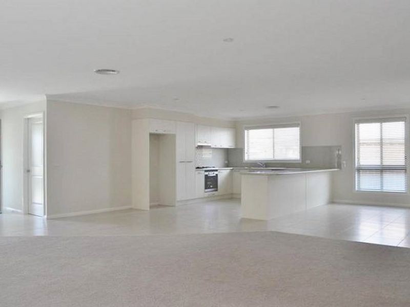 2A She Oak Close, Bathurst NSW 2795