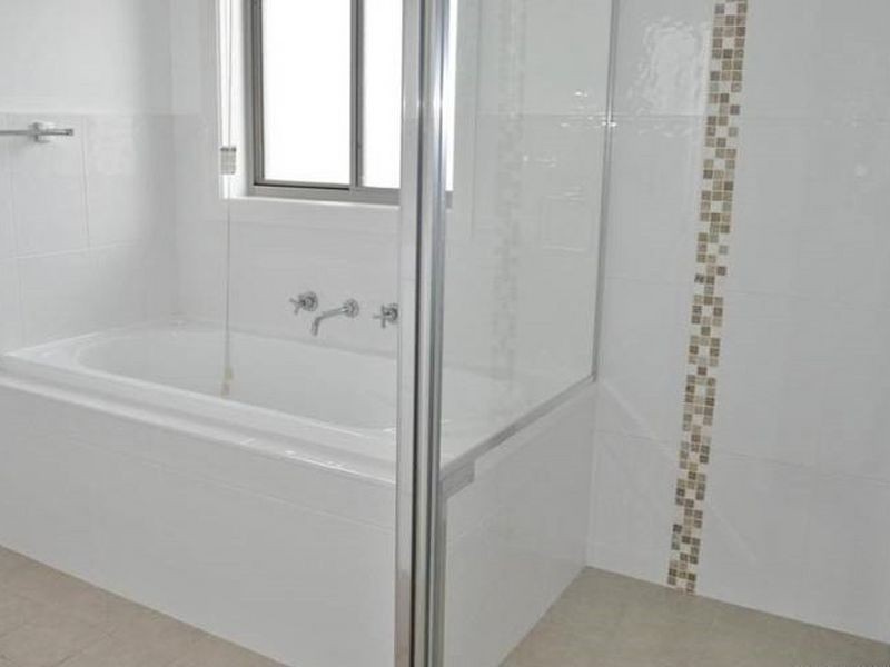 2A She Oak Close, Bathurst NSW 2795