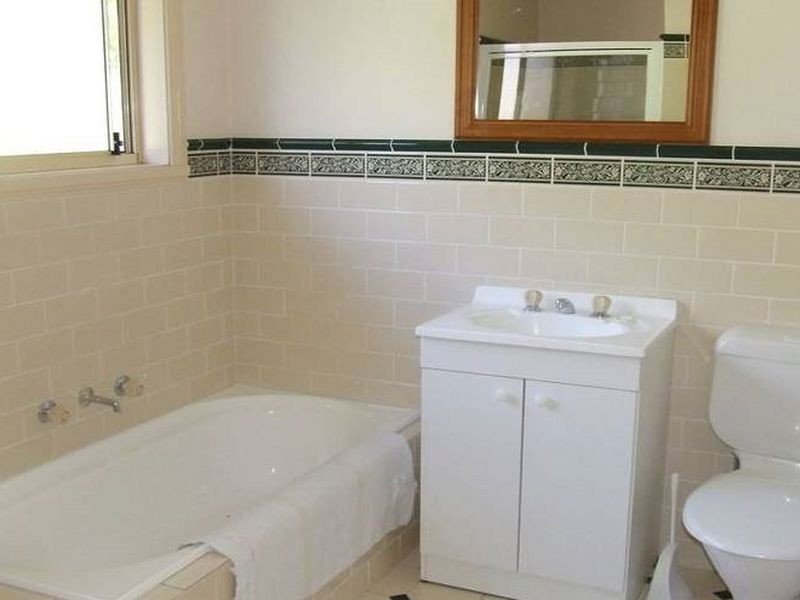 2/171 Keppel Street, Bathurst NSW 2795