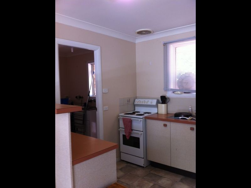 2/143 Mitre Street, Bathurst NSW 2795