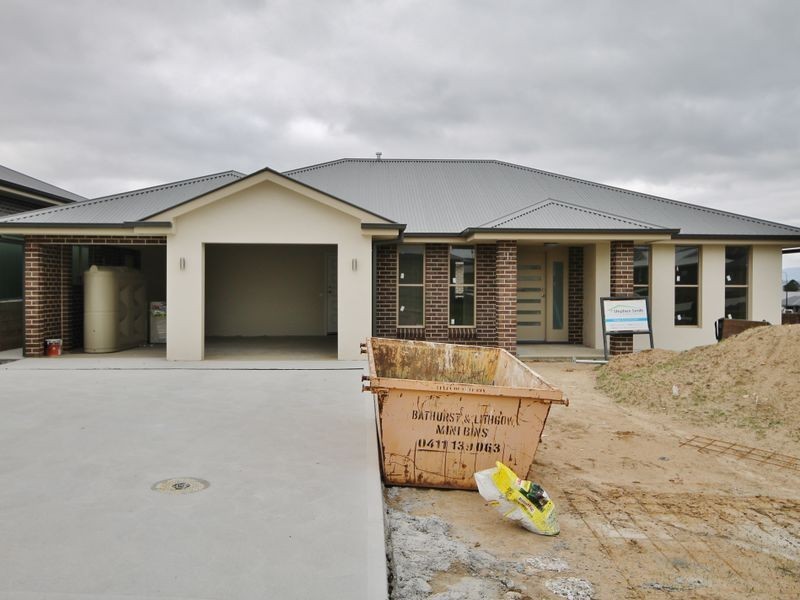 1 Knight Place, Llanarth NSW 2795