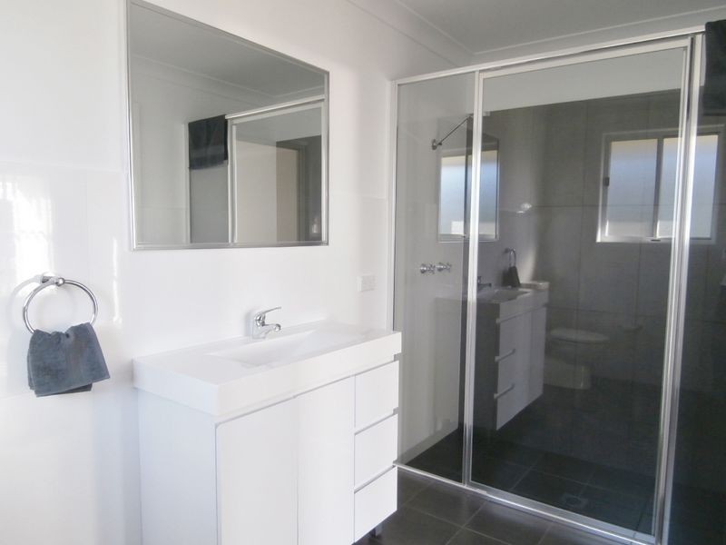 28 Blaxland Drive, Bathurst NSW 2795