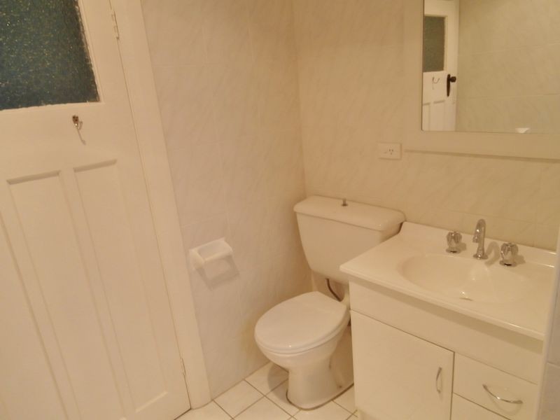 125 Peel Street, Bathurst NSW 2795