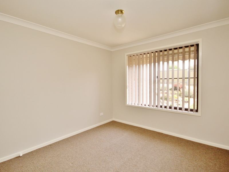 52 Antill Close, Windradyne NSW 2795