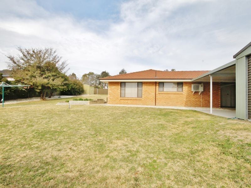 52 Antill Close, Windradyne NSW 2795