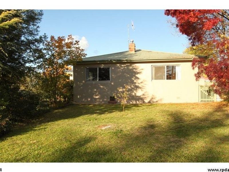 48 Esrom Street, Bathurst NSW 2795