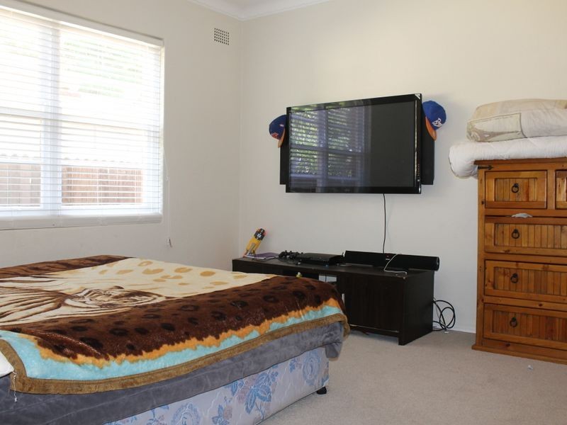 8 Russell St, Bathurst NSW 2795