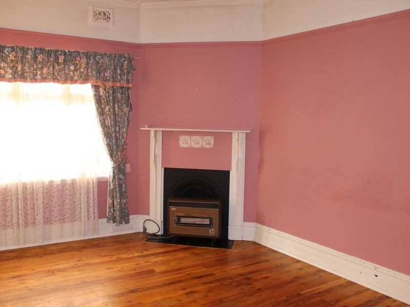 259 Russell Street, Bathurst NSW 2795