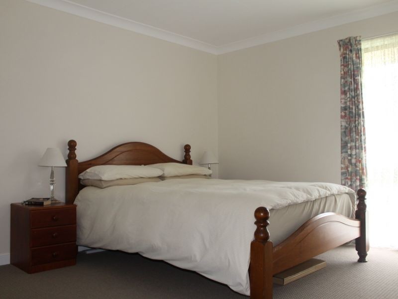 15 Rutherford Place, Bathurst NSW 2795