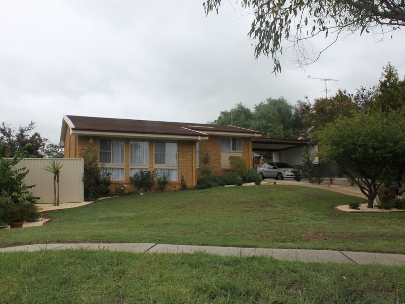 15 Rutherford Place, Bathurst NSW 2795