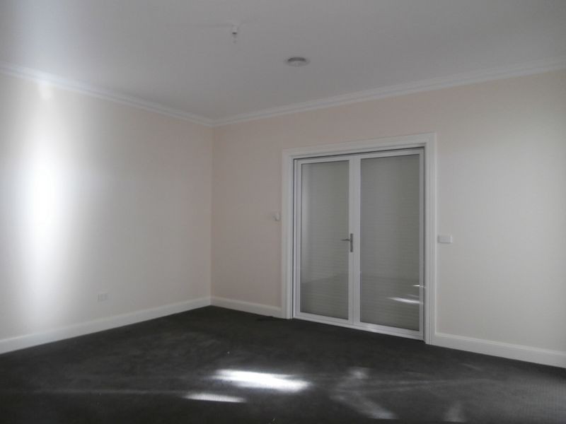 8C Todd Street, Bathurst NSW 2795