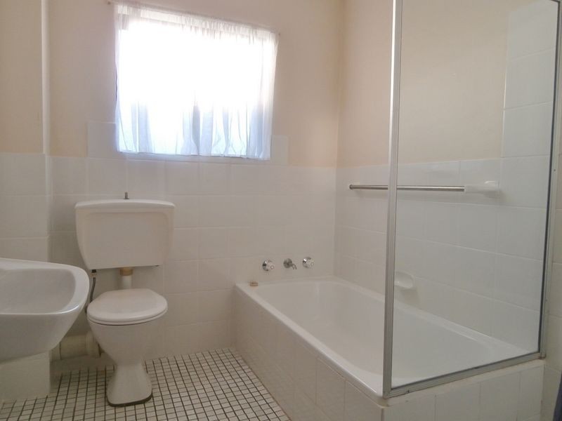 16/214 Keppel Street, Bathurst NSW 2795