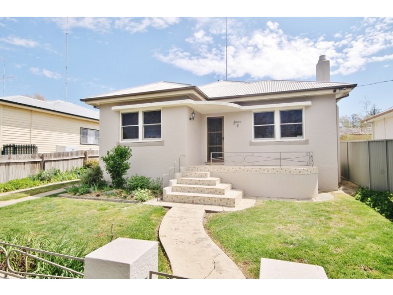7 Torch Street, South Bathurst NSW 2795