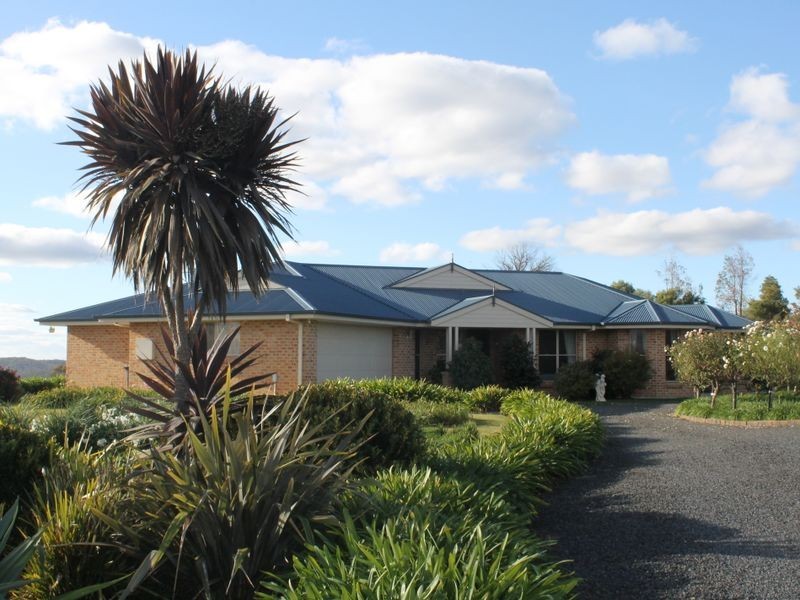 205 Peregrine Road, The Rocks NSW 2795