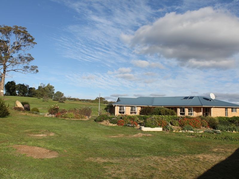 205 Peregrine Road, The Rocks NSW 2795