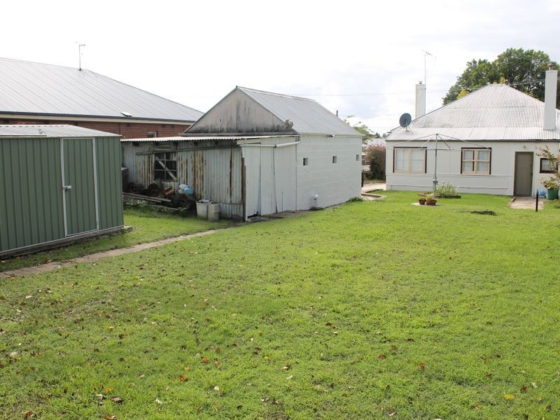 38 Lambert Street, Bathurst NSW 2795