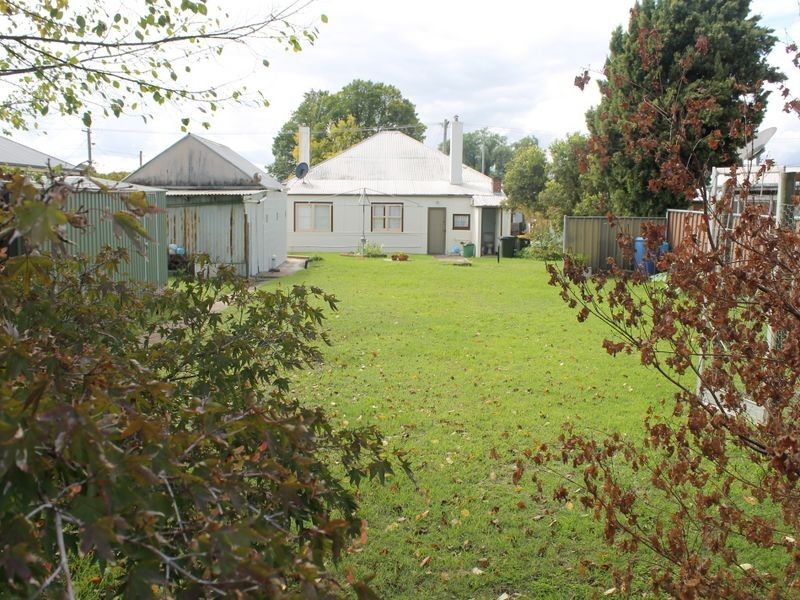 38 Lambert Street, Bathurst NSW 2795