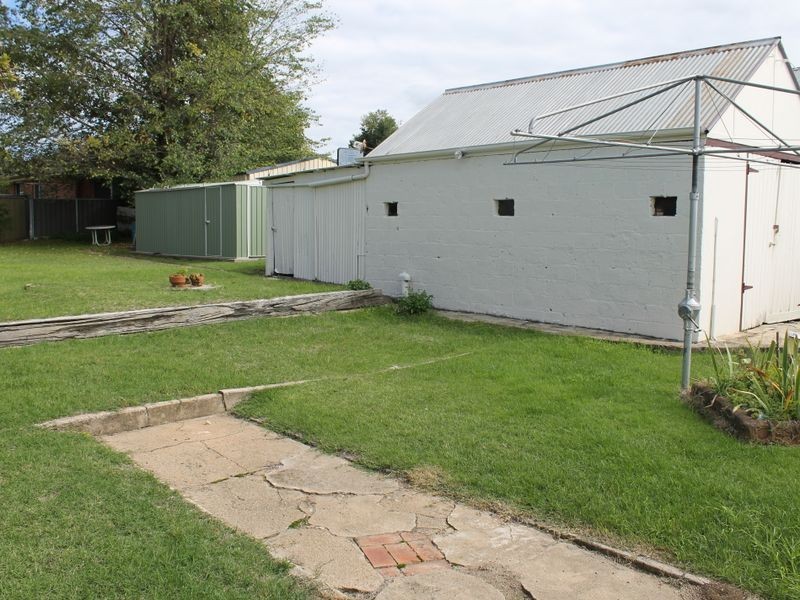 38 Lambert Street, Bathurst NSW 2795