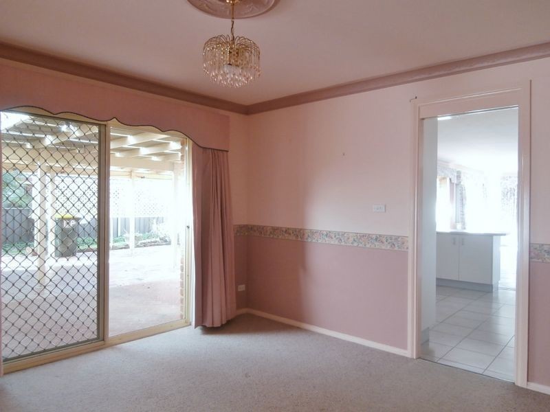 14 Darcy Place, Bathurst NSW 2795