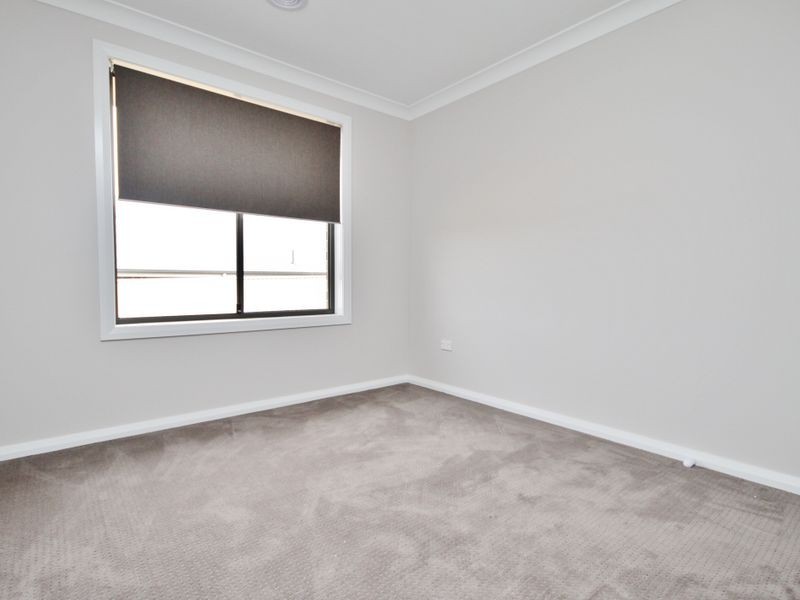 18 Keane Drive, Kelso NSW 2795