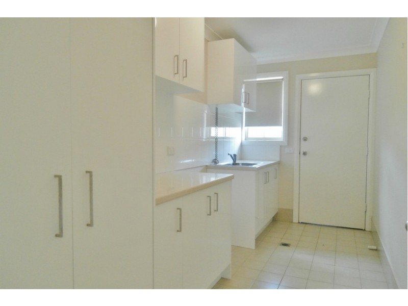 2 She Oak Close, Bathurst NSW 2795