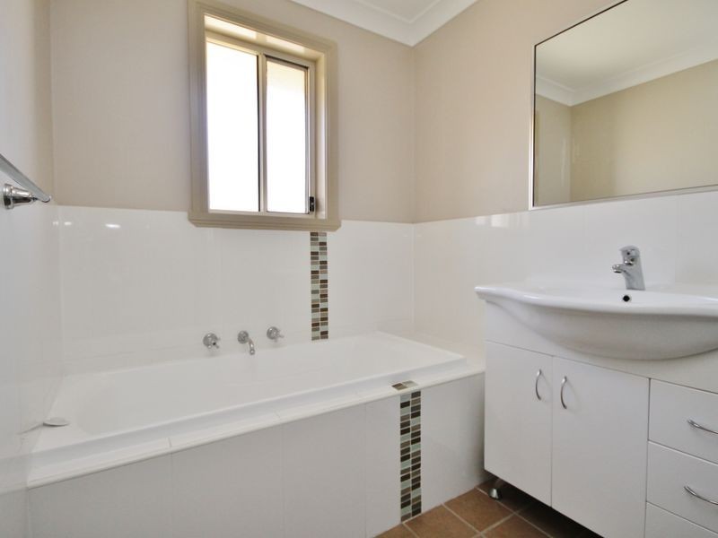 40 Sundown Drive, Kelso NSW 2795