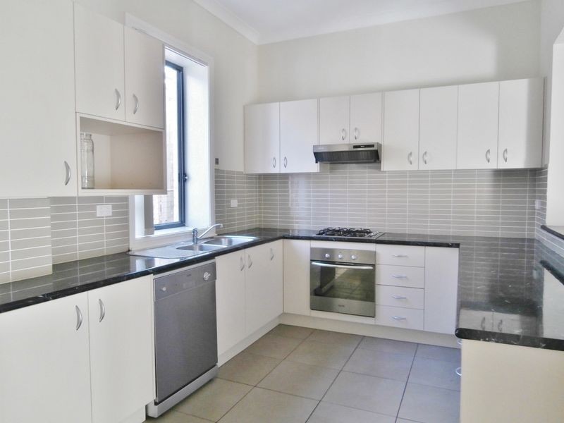 15 Hamilton Street, Bathurst NSW 2795