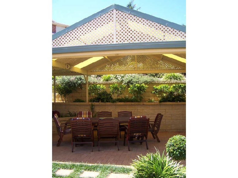 81 Shearwater Drive, Berkeley NSW 2506