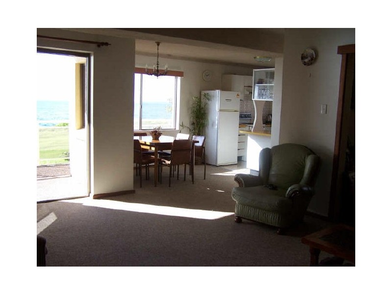 1/33 Tingira Crescent, Kiama NSW 2533