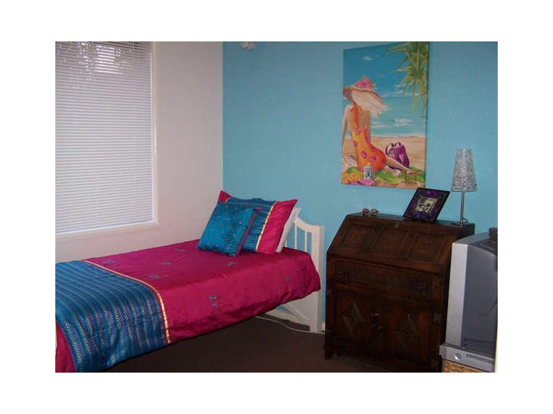 24 Waratah Avenue, Albion Park Rail NSW 2527