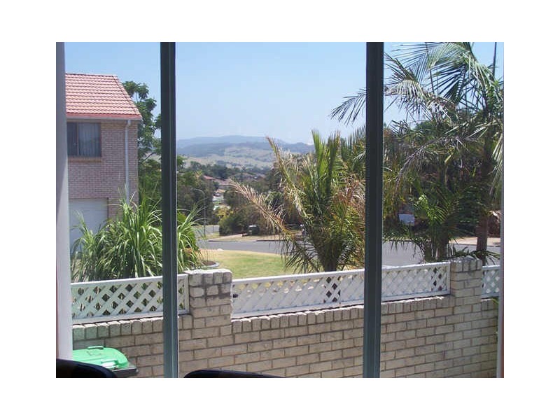 69 Meehan Drive, Kiama Downs NSW 2533