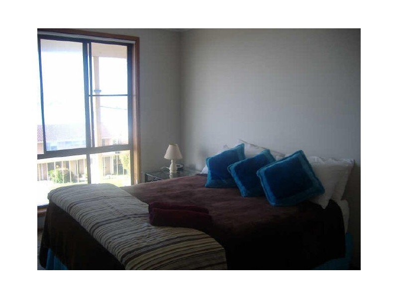 33 Eureka Avenue, Kiama Downs NSW 2533