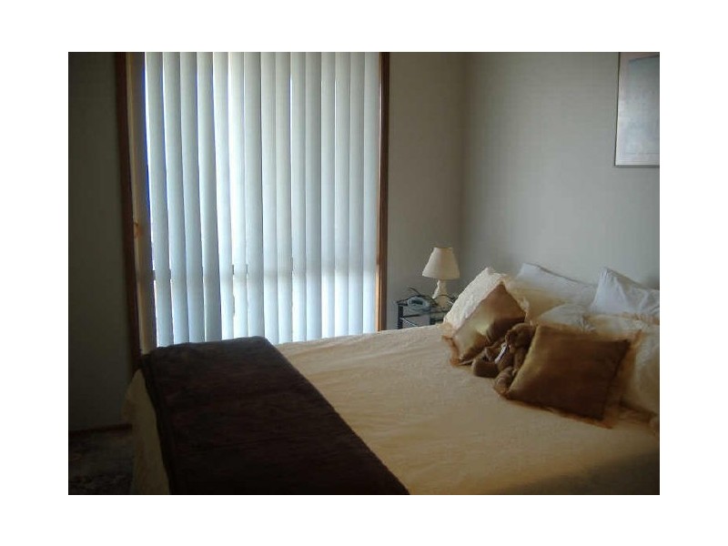 33 Eureka Avenue, Kiama Downs NSW 2533