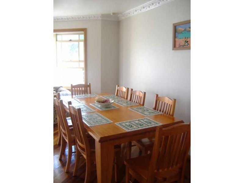 33 Eureka Avenue, Kiama Downs NSW 2533