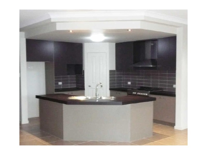 North Lakes QLD 4509